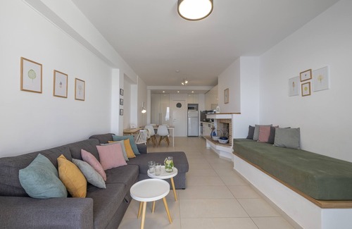 Kiveri Apartment | Luxury beach apartment, Sea view balcony, near Nafplio, Mycenae, Epidaurus