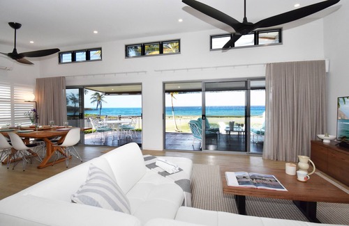 Grasstree Beach House | Luxury Beach Front 4 bedroom house with everything you need for a Family Holiday