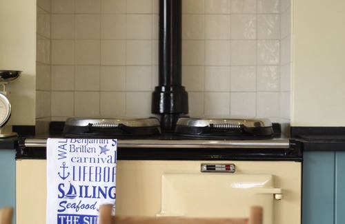 Aldeburgh House | Luxury beach front property with uninterrupted sea views.