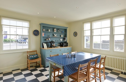 Aldeburgh House | Luxury beach front property with uninterrupted sea views.