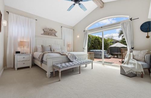 Sunset Cliffs House | Luxury beach home one block from ocean with spa, WiFi, & gorgeous outdoor space