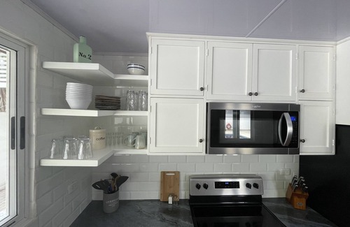 Barrio Ricos y Famosos Villa | Luxury Beach Home with Private Pool