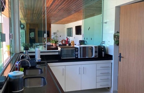 Guarajuba House | Luxury Beach House, 10 Suites, Pool and Barbecue