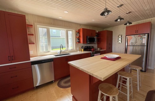 French River House | Luxury Beach House With Ocean View, 3 Minute Walk To Beach