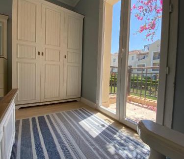 Ad-Dab'ah House | Luxury Beach Living in Mountain View