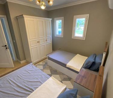 Ad-Dab'ah House | Luxury Beach Living in Mountain View