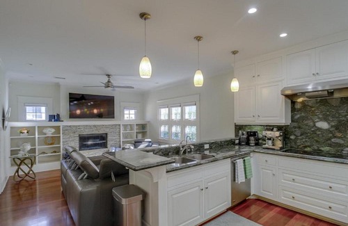 Coronado House | Luxury Beach Nona's House