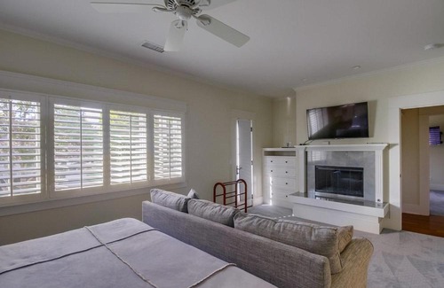 Coronado House | Luxury Beach Nona's House