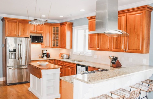 Devon House | Luxury Beach Oasis with Amazing Panoramic Ocean Views