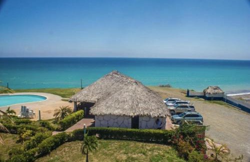 Matanzas Villa | Luxury Beach Villa with Private Pool, Jacuzzi, Beach Club Access with Restaurant & Adventure Nearby