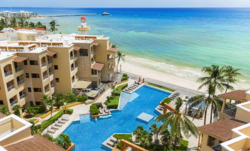 Downtown Apartment | Luxury beachfront Condo with 3 Bedrooms & Ocean View - El Faro Residences - Reef 301