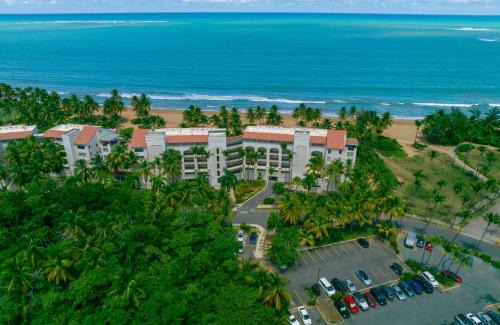 Mameyes II House | Luxury Beachfront 2 Bedroom at Wyndham Rio Mar, PR