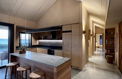 Bremer Bay House | Luxury beachfront accommodation surrounded by nature with ocean views