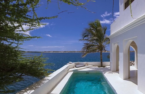 Shela Villa | Luxury beachfront holiday house, pool garden all sea views, Forodhani House Lamu