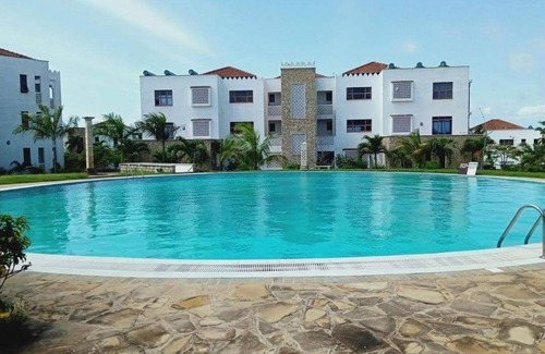 Mombasa Apartment | luxury beachfront is directly on white sandy beach giving fresh air