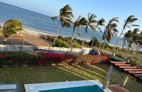 Mombasa Apartment | luxury beachfront is directly on white sandy beach giving fresh air