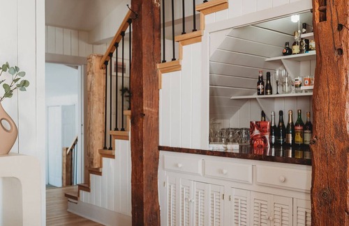 Wainfleet House | Luxury beachfront retreat w/hot tub - Sleeps 14