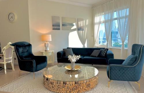 Palm Jumeirah Apartment | Luxury - Beachfront - Spacious Shoreline residences - 5 star private beach resort