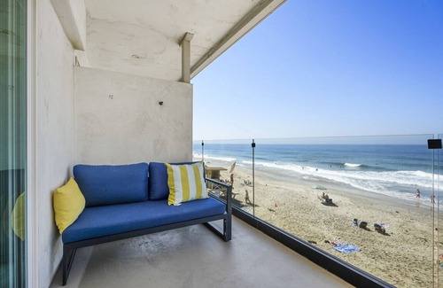 Carlsbad Village Villa | Luxury Beachfront Villa - Villa H