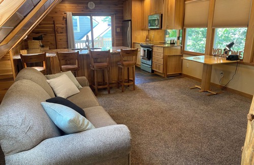 Fairborn Apartment | Luxury Bear Loft