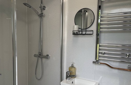 Toppesfield RV Rental | Luxury Bell Tent: Countryside Escape with Private Kitchen & Bathroom.