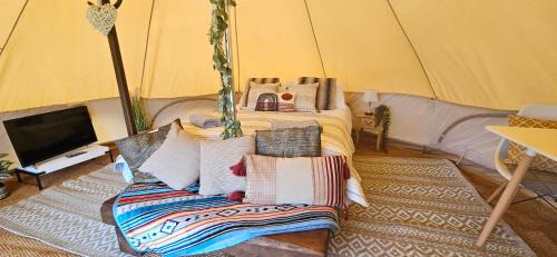 Fangfoss Other | Luxury Bell tent Glamping near Yorkshire Wolds