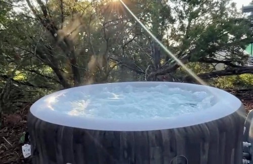 Canyon Lake RV Rental | Luxury bell tent with a/c + hot tub in Canyon Lake, TX