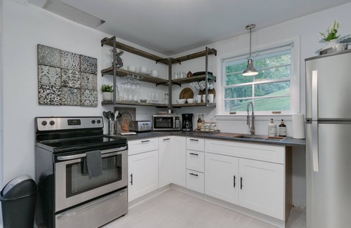 West Meade House | Luxury Belle Meade Oasis - 5 Star Home West Meade