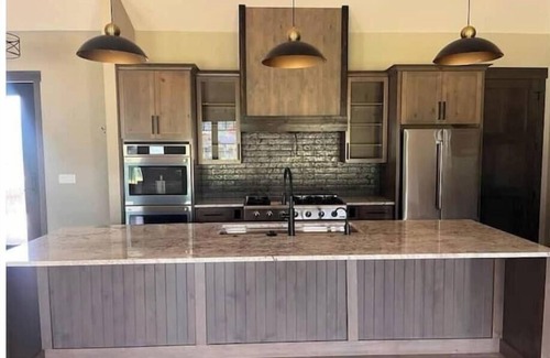 Sturgis House | Luxury Black Hills Retreat