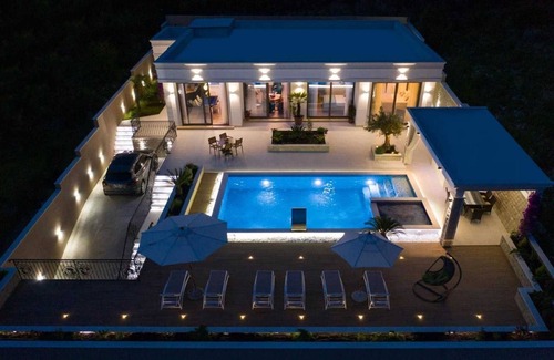 Prijevor Villa | Luxury Blue Wave Villa