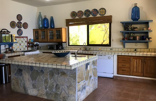 Carrizalillo Villa | Luxury Bluff Top Vacation Home and Infinity Pool With Starlink Internet
