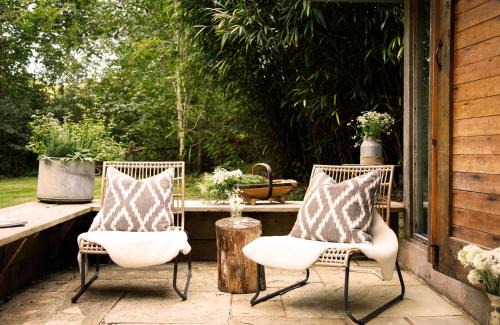 Billingshurst House | Luxury Boltholes cabin in the woods with hot tub