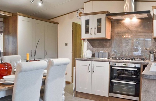 Bridlington House | Luxury Boutique Style Lodge With hot tub