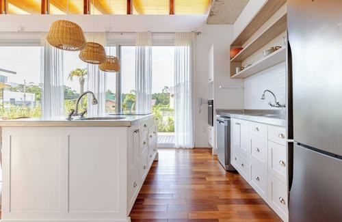 Muquem Villa | Luxury 4-bedroom villa in North Floripa