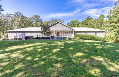 Inman Villa | Luxury Brooks Retreat
