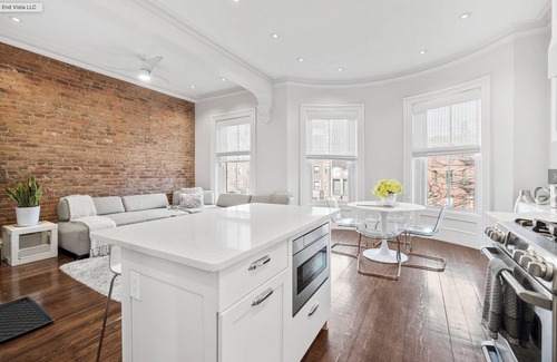 Columbus Condo | Luxury Brownstone Condos with Private Roofdeck & Stunning City Views!