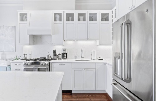 Columbus Condo | Luxury Brownstone Condos with Private Roofdeck & Stunning City Views!