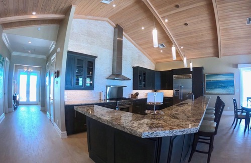 Rokers Point Villa | Luxury Beachfront Villa near Emerald Bay, Exuma - Private concierge included