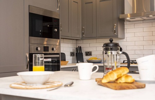 Scarborough House | Luxury bungalow close to Peasholm Park and Scarborough's North Bay attractions