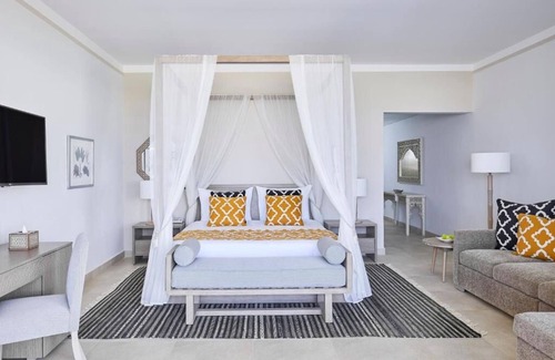 El Quseir Hotel | Luxury by the Bay | Private Pool Access, Spa & Red Sea Reef Excursions Nearby