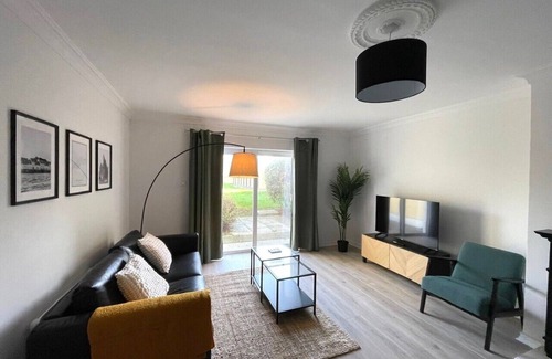 Galway Apartment | Luxury By The Coast - Sleeps 4