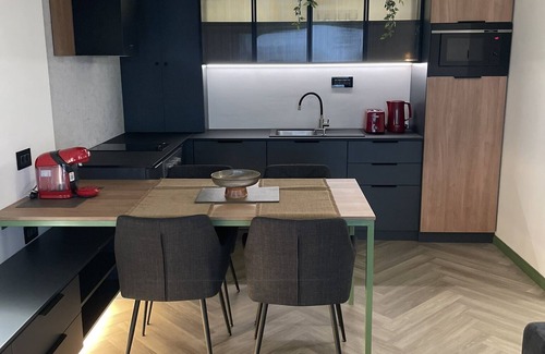 Sibiu Apartment | Luxury by The Lake Apartment Sibiu near Binder Lake, 10 min to center