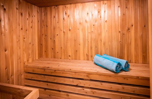 Sainte-Agathe-des-Monts Ski Chalet | Luxury for two awaits you