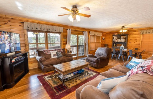 Ferguson Cabin | Luxury Cabin with Breathtaking Views
