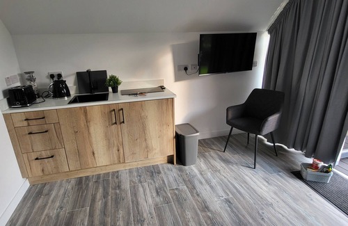 Newry Cabin | Luxury Cabin with Private Hot Tub 1