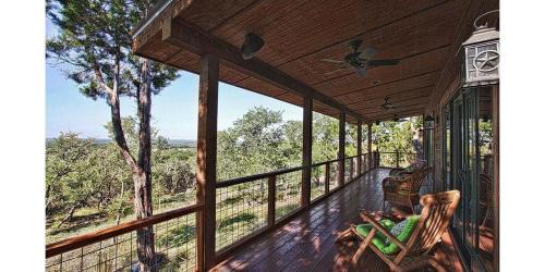 Wimberley House | Luxury Cabins @Stony Ridge-Emerald