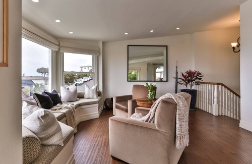 Playa Del Rey House | Luxury Cape Cod Retreat – Ocean Views, Walk to Beach, Expansive Deck & Spa!