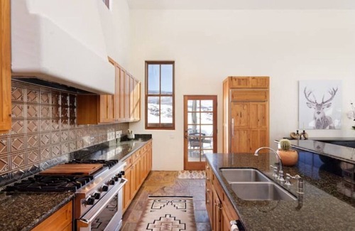 Missouri Heights House | Luxury Carbondale Home