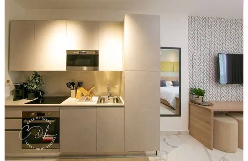 Labadi House | Luxury Cases -Apt28