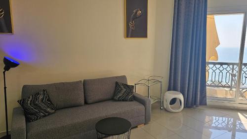 Bab Al Bahr Apartment | Luxury casino & beach studio
